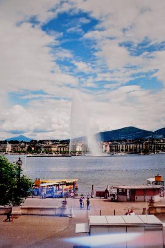 Genève 5872298193 l